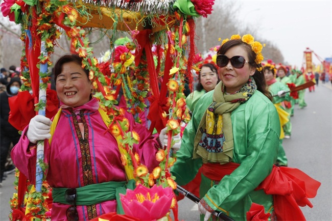 周村民众乐享正月文化"饕餮大餐"