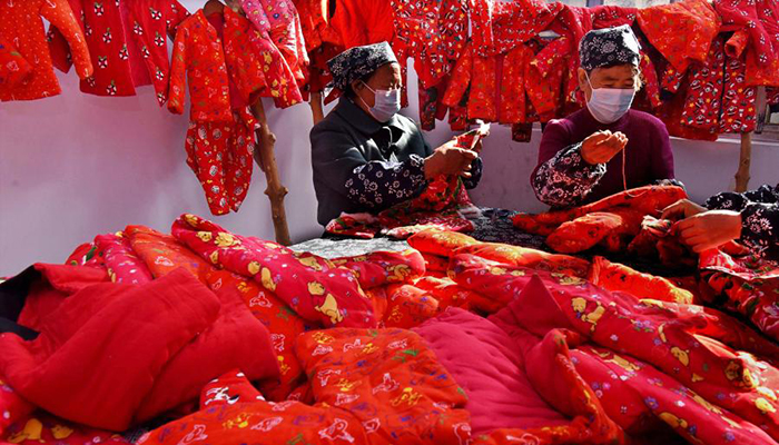 山东沂源手工小棉袄 冬日加工忙