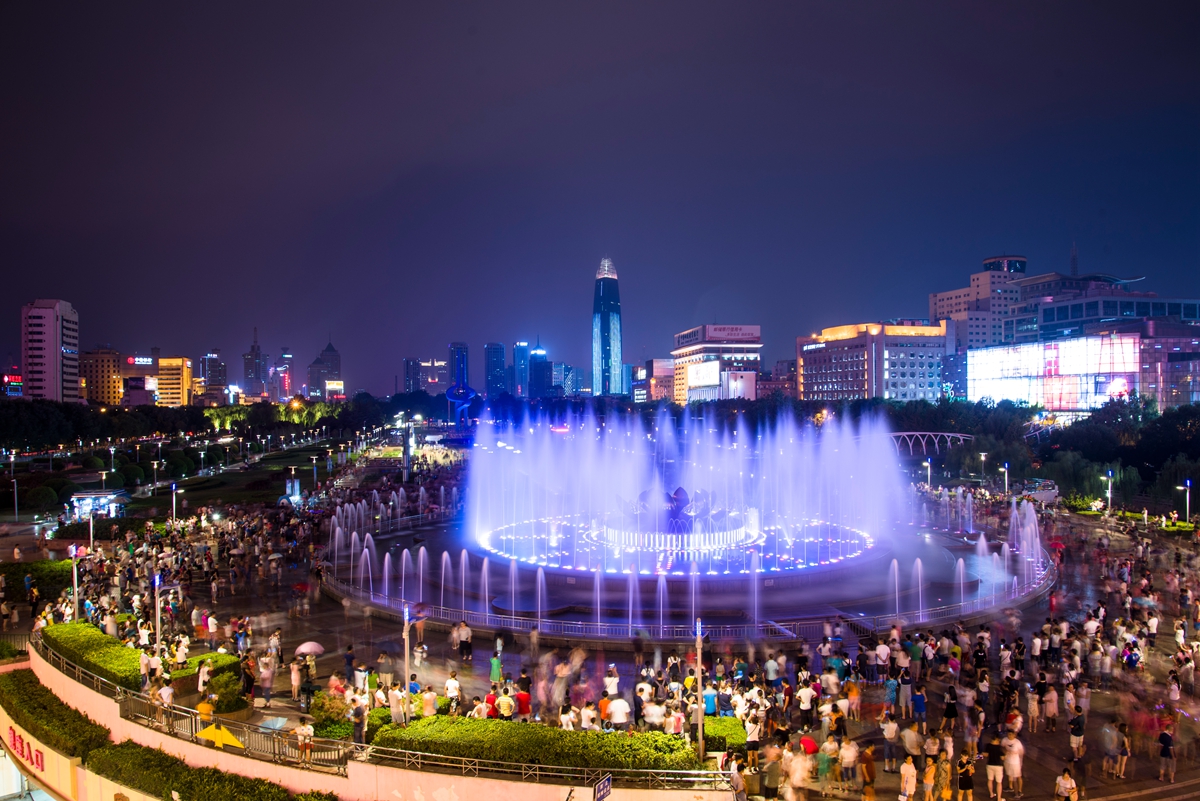 济南泉城广场音乐喷泉