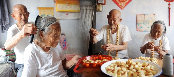 橡树婚夫妻携手第83个七夕节