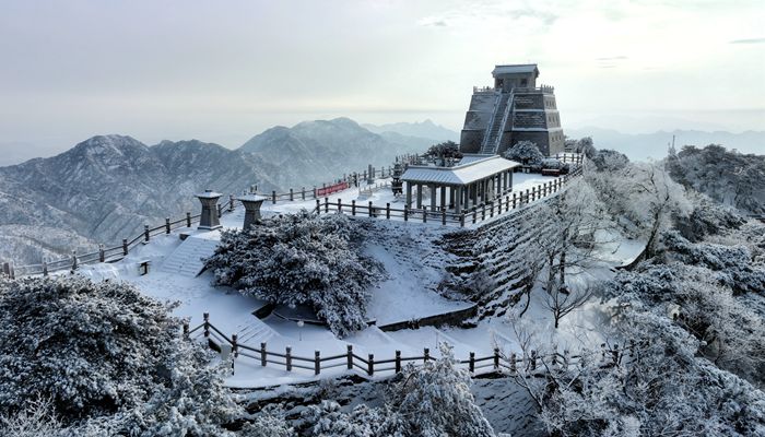 蒙山雪霁美如画