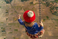 小女孩的超现实主义奇幻童话