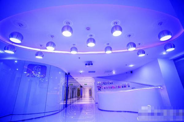 �������������ɣ����ŷ����5000Ԫ ÿСʱ69Ԫ